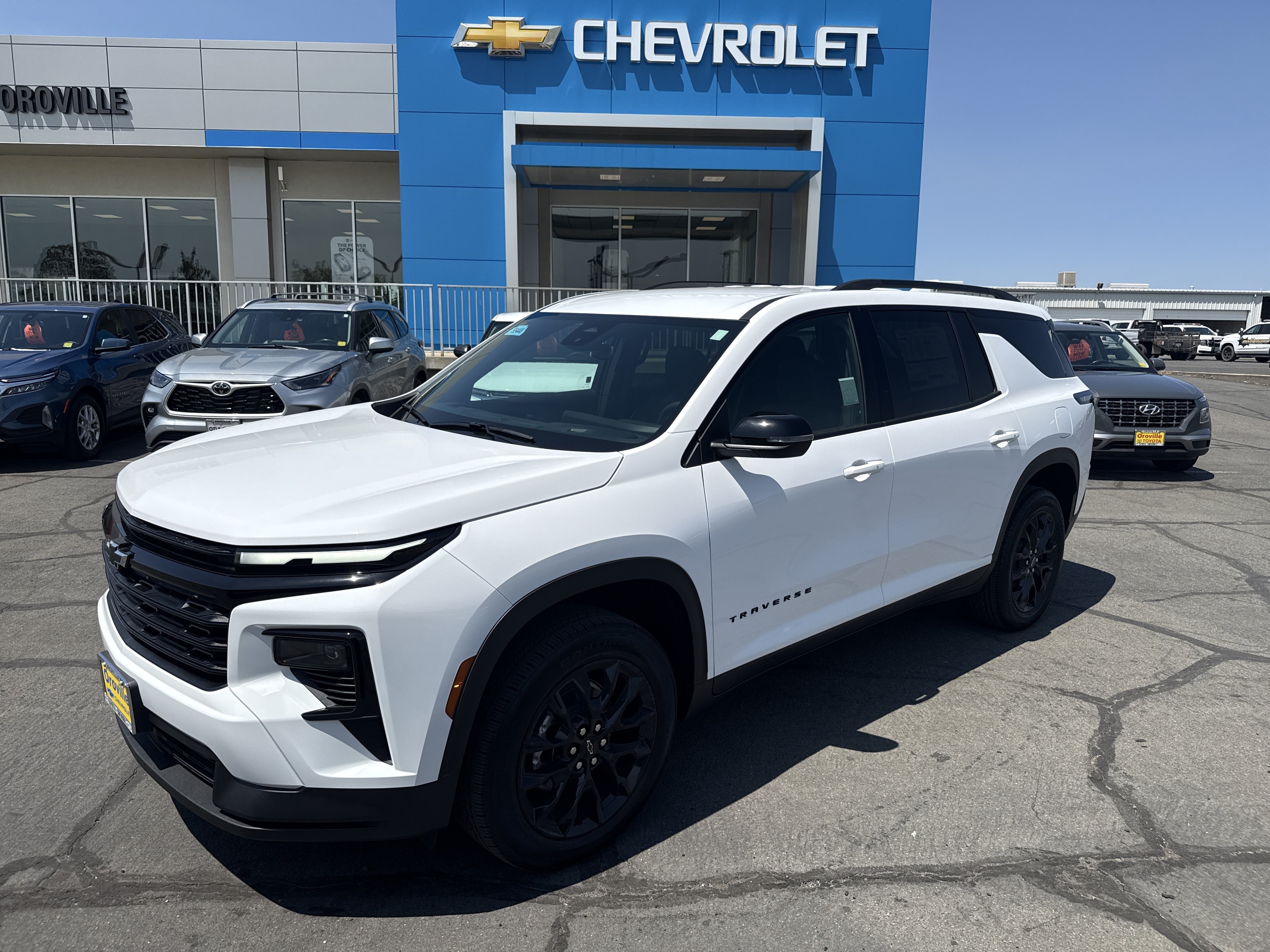 New 2026 Chevrolet Traverse LT w/ Midnight/Sport Edition