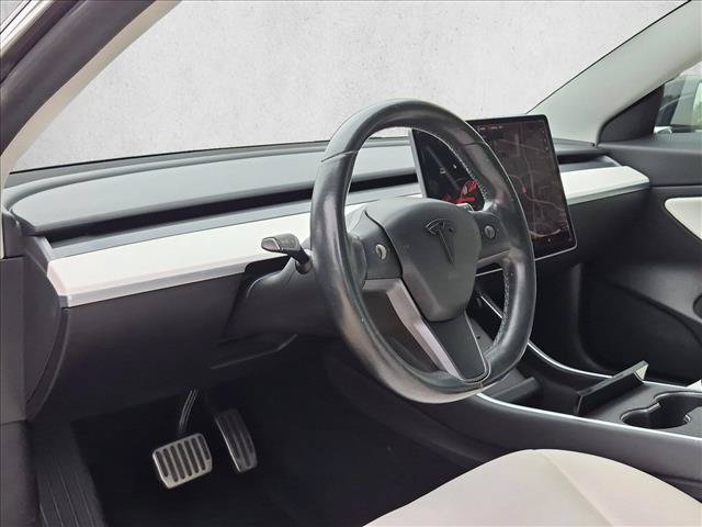 Used 2019 Tesla Model 3 Standard Range Plus RWD image 10