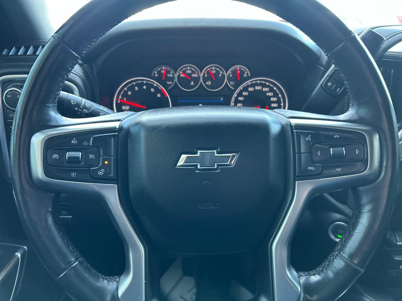 Used 2019 Chevrolet Silverado 1500 LT Trail Boss AWD/4WD image 12