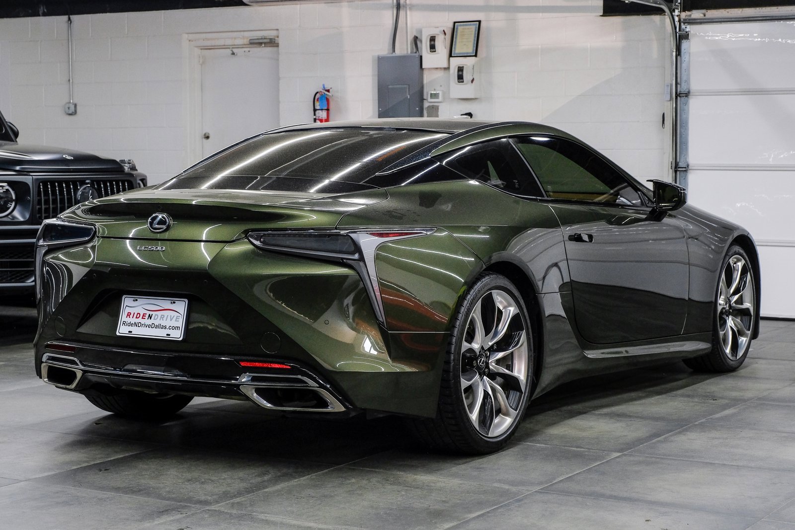 Used 2021 Lexus LC 500 Coupe w/ Performance Package image 12