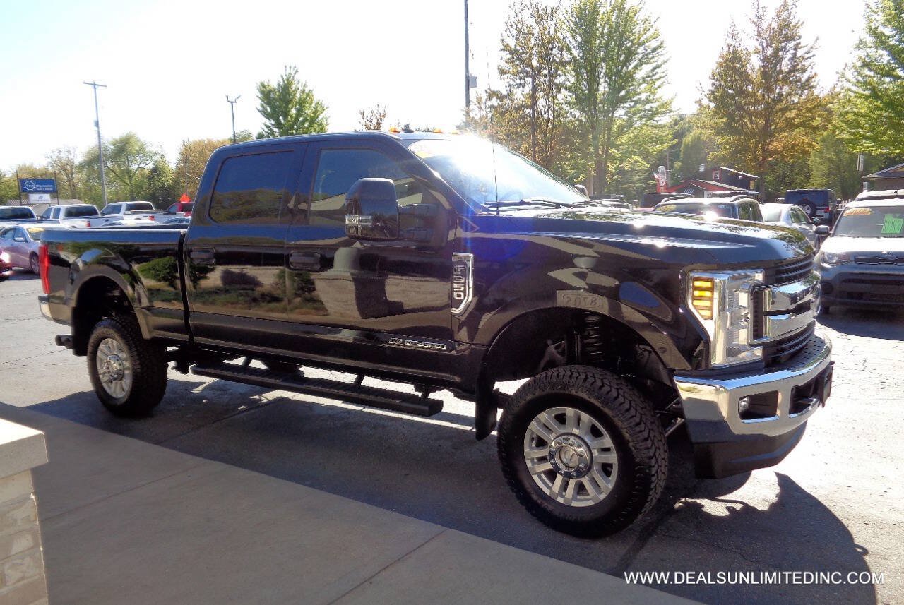 Used 2018 Ford F350 XLT w/ XLT Value Package AWD/4WD image 2