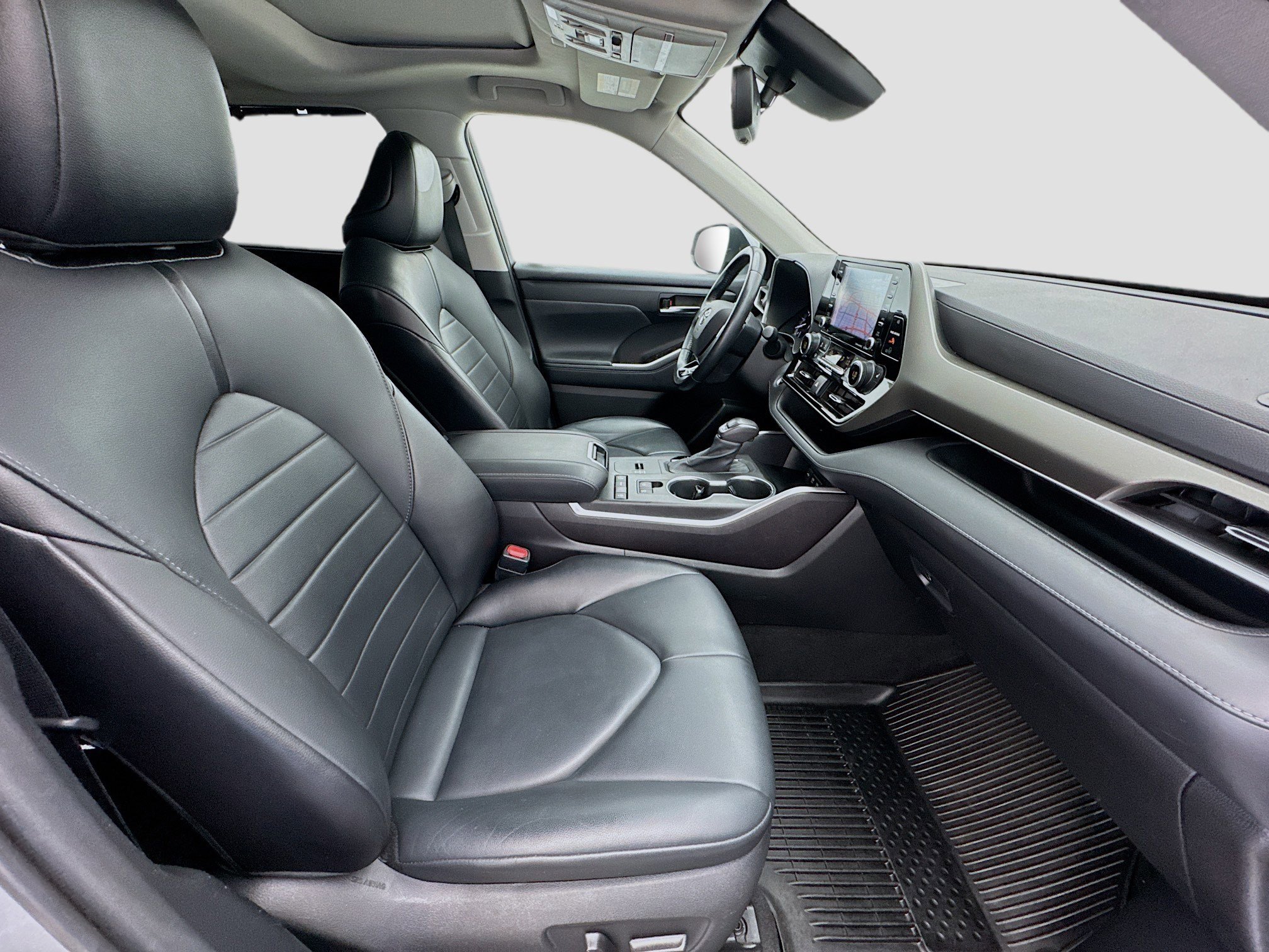 Used 2021 Toyota Highlander XLE image 21