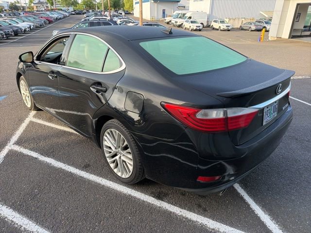 Used 2013 Lexus ES 350 w/ Luxury Pkg FWD image 6
