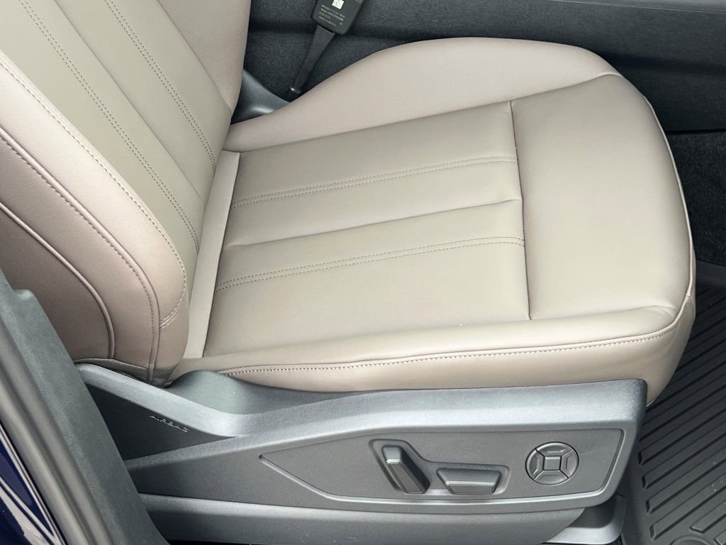 New 2025 Audi Q5 2.0T Premium Plus image 8