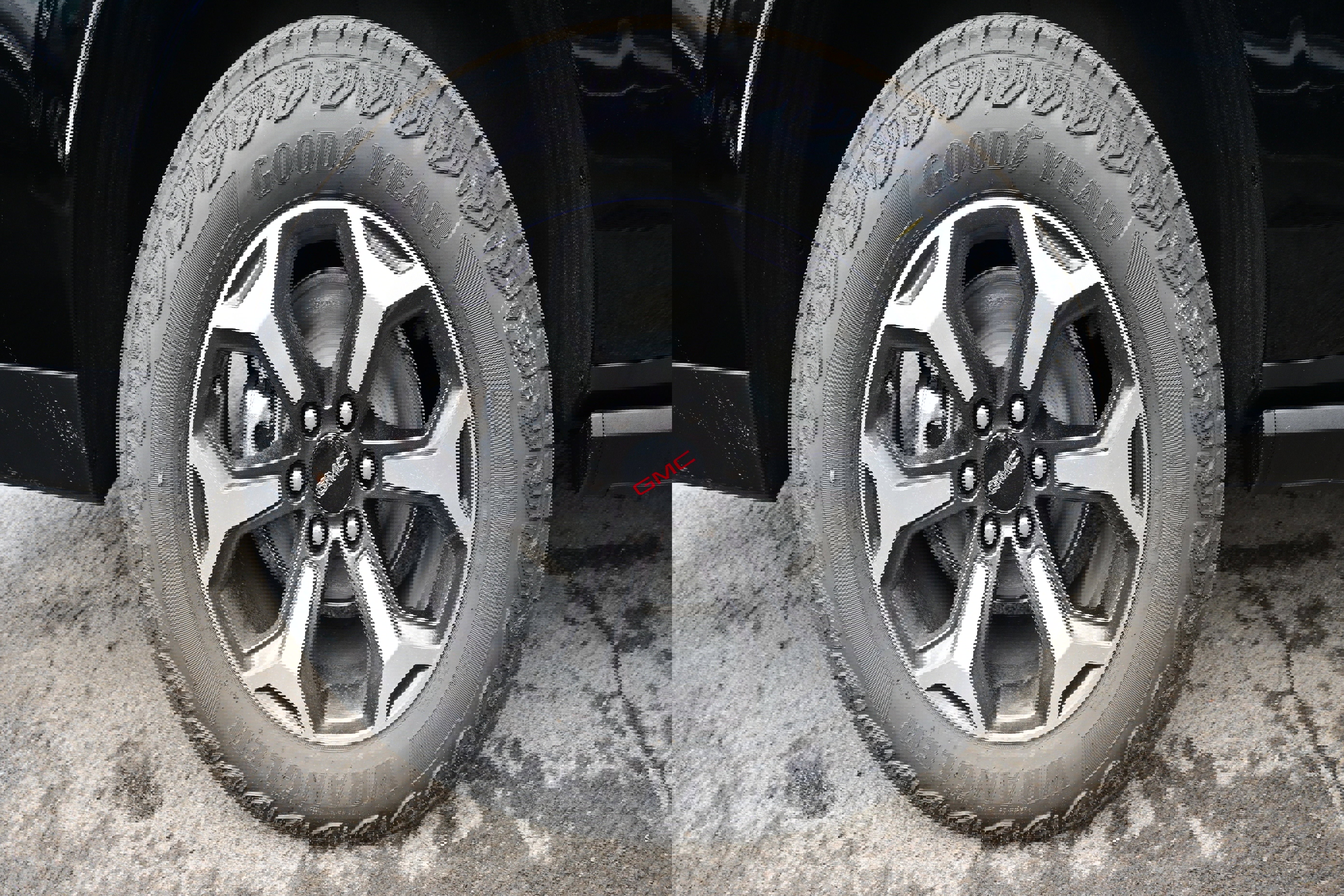 New 2026 GMC Yukon XL AT4 Ultimate w/ LPO, Floor Liner Package image 10