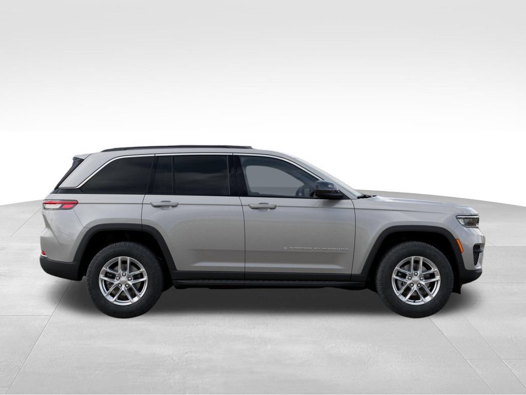 New 2026 Jeep Grand Cherokee Laredo X AWD/4WD image 22
