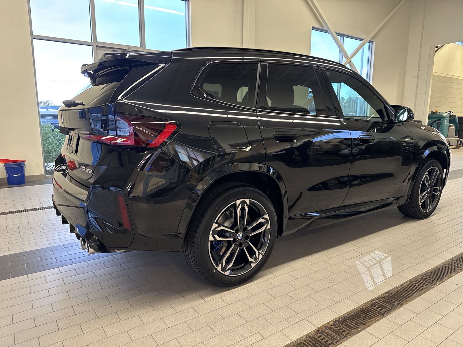 Used 2025 BMW X1 M35i image 5