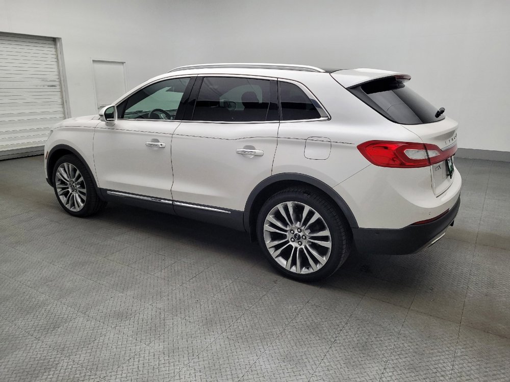 Used 2018 Lincoln MKX Reserve w/ Driver Assistance Package image 3