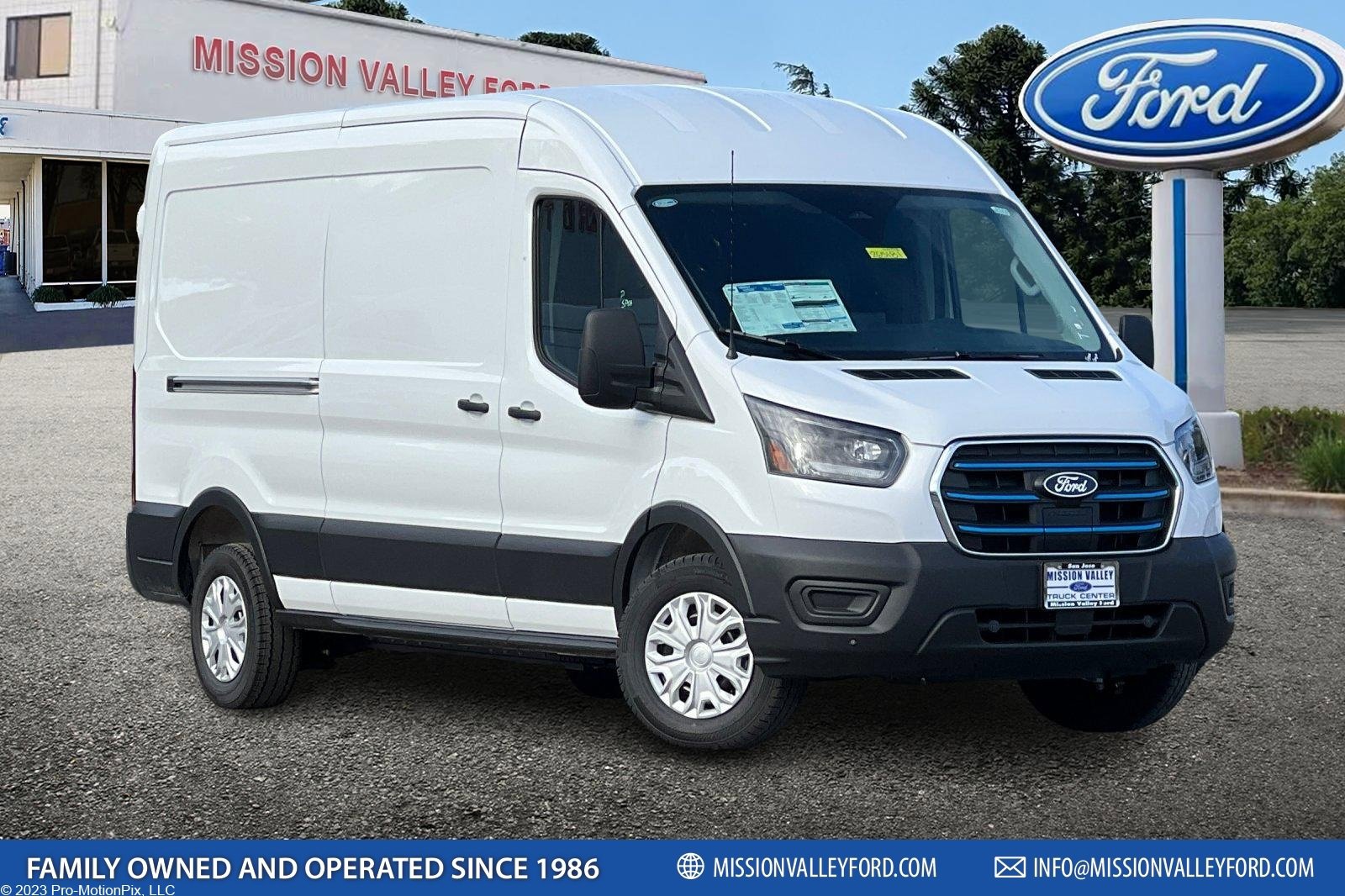 New 2026 Ford E-Transit 148 Medium Roof w/ Load Area Protection Package image 1