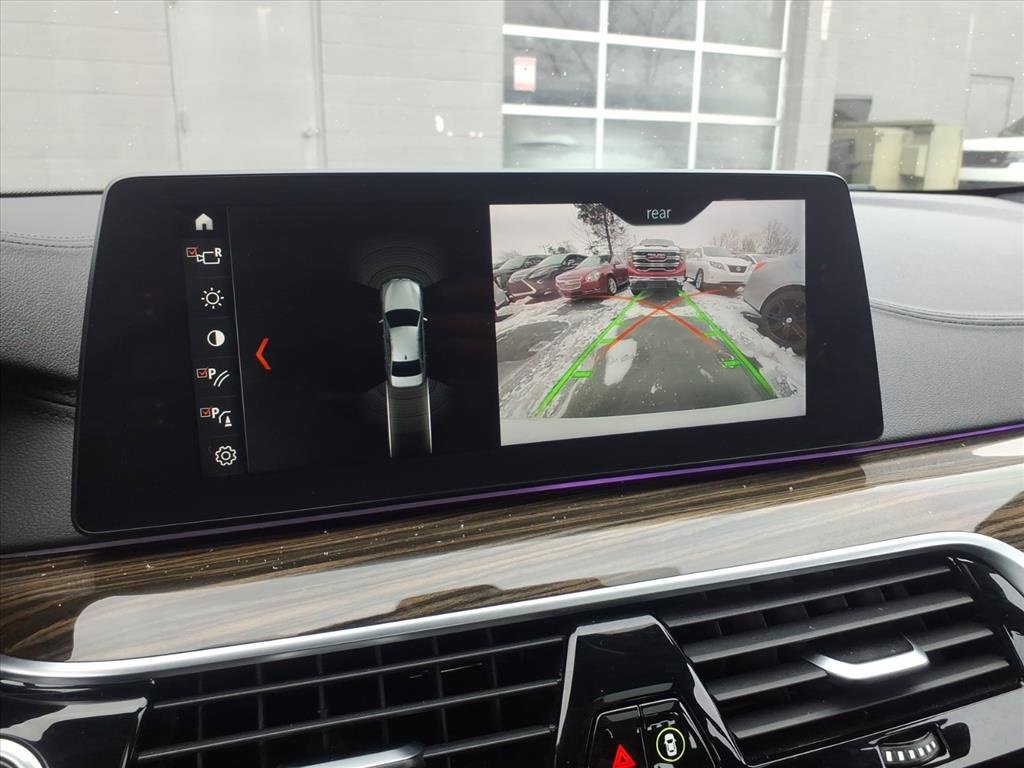 Used 2018 BMW M550i xDrive image 17