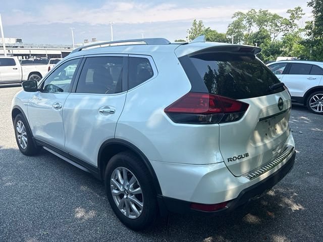 Used 2018 Nissan Rogue SV AWD/4WD image 8