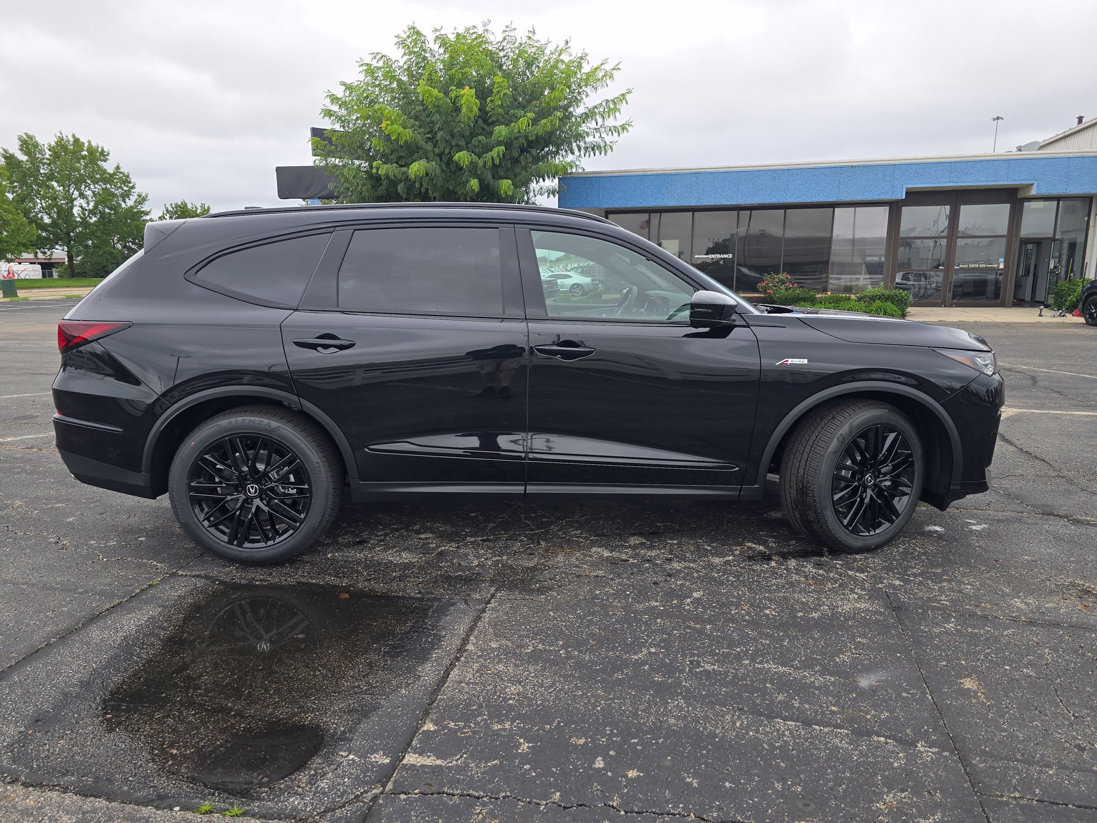 New 2026 Acura MDX A-Spec w/ Advance Package AWD/4WD image 3