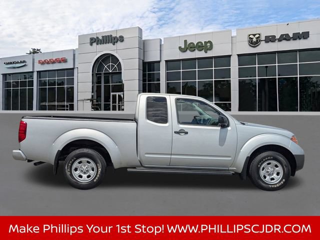 Used 2018 Nissan Frontier S RWD image 2