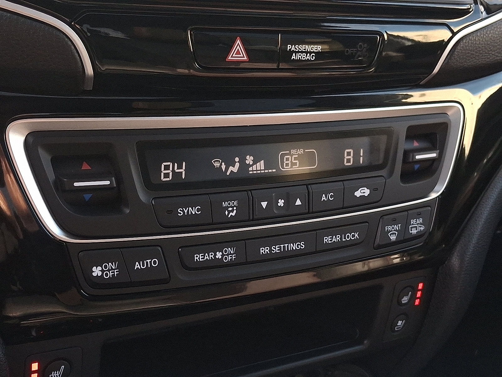 Certified 2025 Honda Ridgeline Black Edition image 19