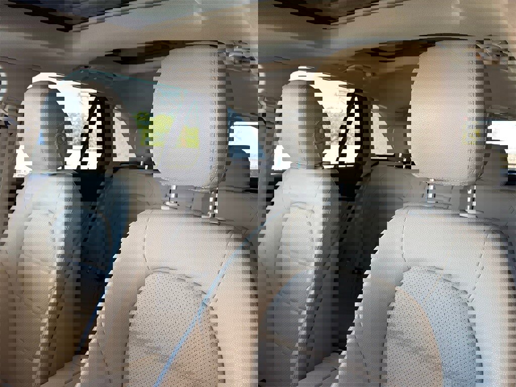 Used 2017 Mercedes-Benz GLC 300 image 11