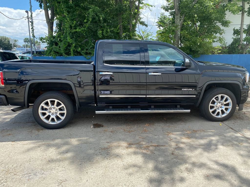 Used 2016 GMC Sierra 1500 Denali w/ Enhanced Driver Alert Package image 4