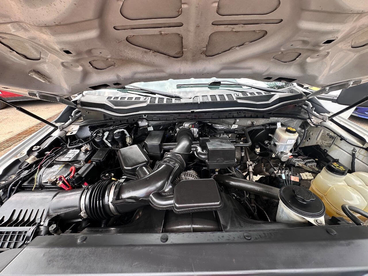 Used 2020 Ford F350 XL w/ Power Equipment Group image 13