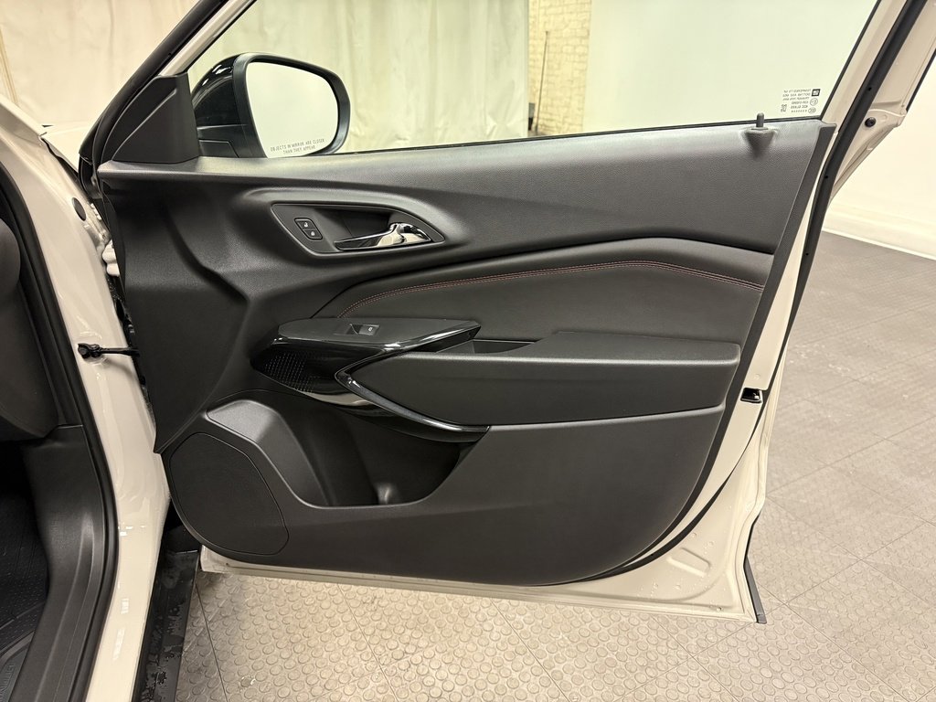New 2026 Chevrolet Trax RS image 16