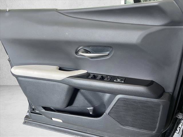 Used 2024 Lexus UX 250h FWD image 18