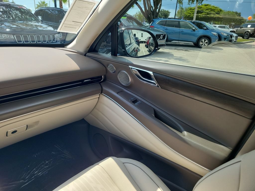 Certified 2024 Genesis GV80 2.5T w/ Prestige Package AWD/4WD image 15