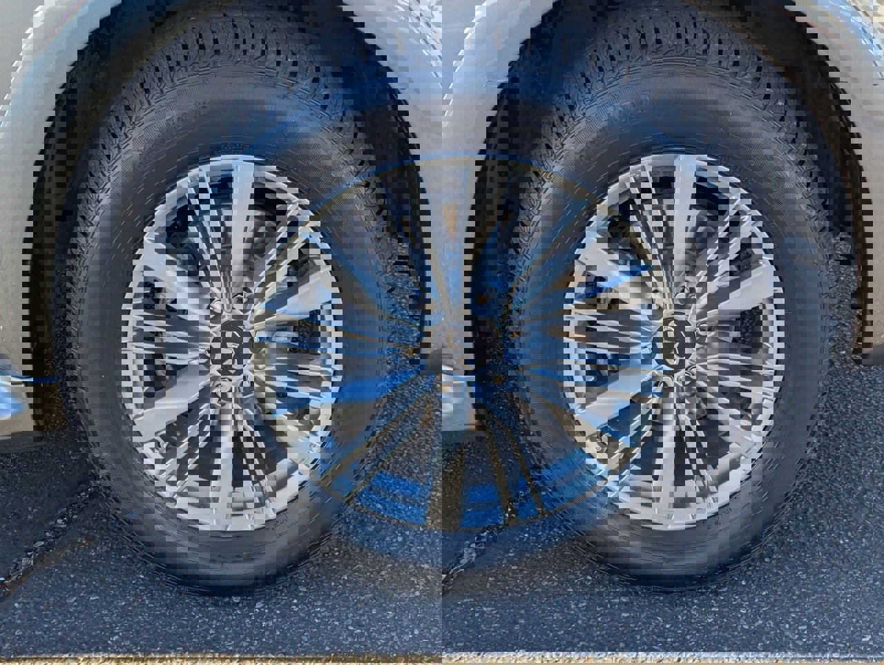 Used 2021 INFINITI QX80 Luxe image 10