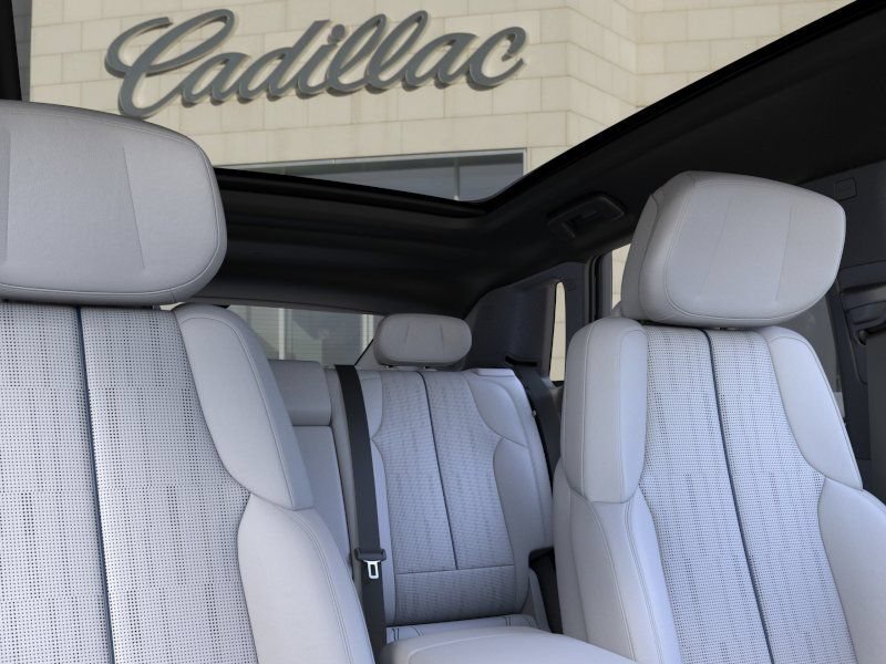 New 2026 Cadillac Lyriq Luxury w/ LPO, Floor Liner Package AWD/4WD image 24