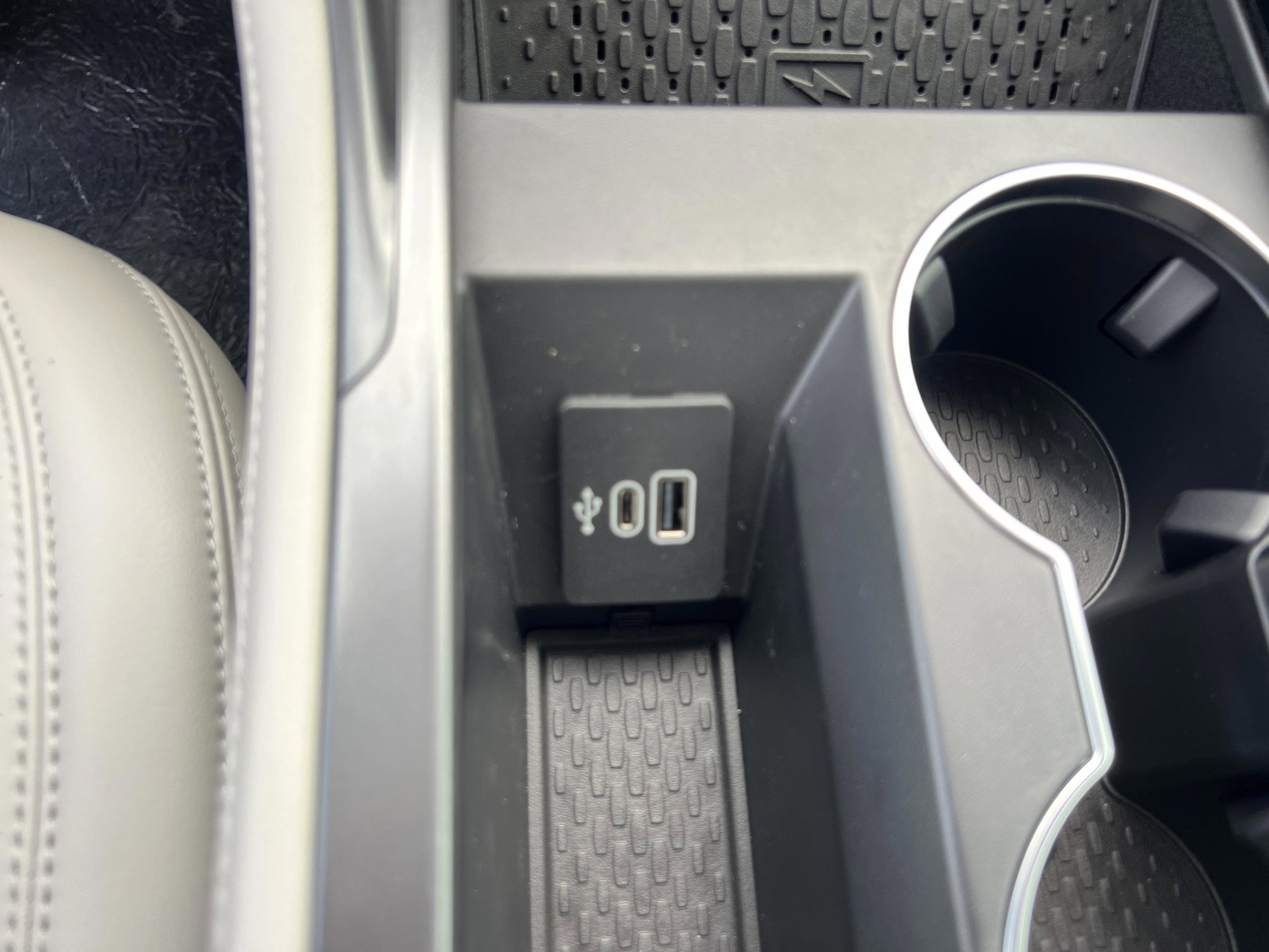New 2026 Lincoln Nautilus Premier w/ Equipment Group 102A AWD/4WD image 18