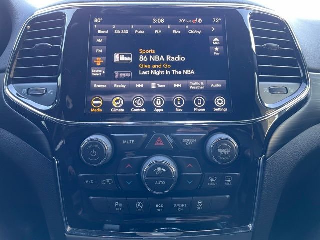 Used 2021 Jeep Grand Cherokee Laredo X AWD/4WD image 18