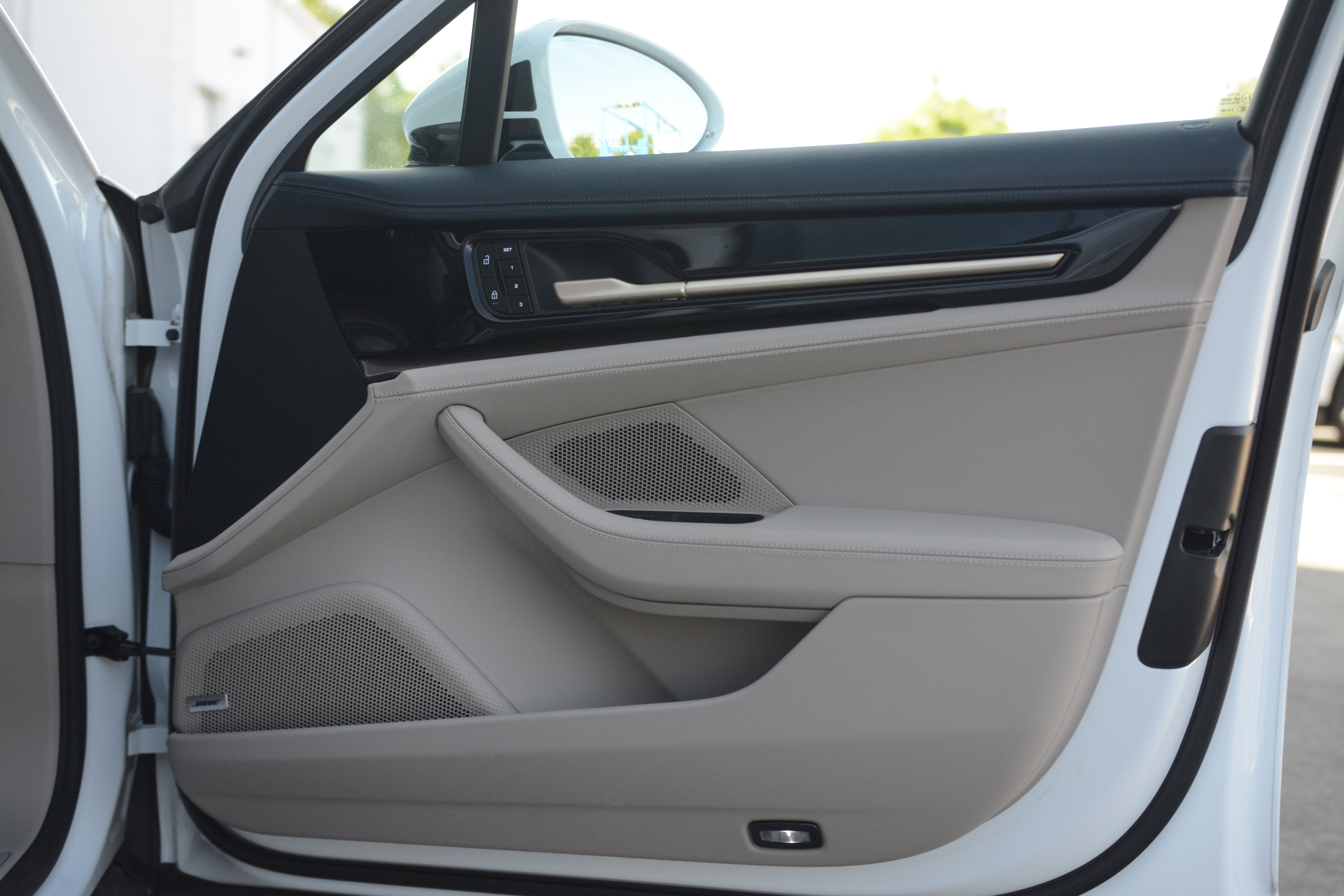 Certified 2024 Porsche Panamera 4 AWD/4WD image 23