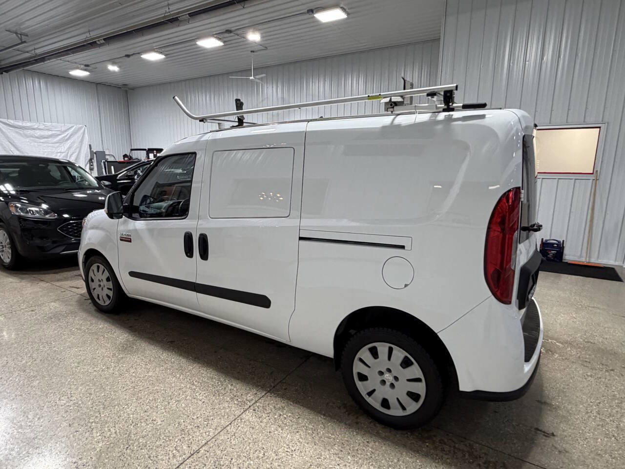Used 2018 RAM ProMaster City Tradesman SLT image 23