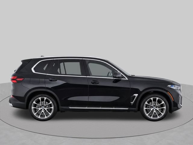 Used 2026 BMW X5 xDrive40i AWD/4WD image 8