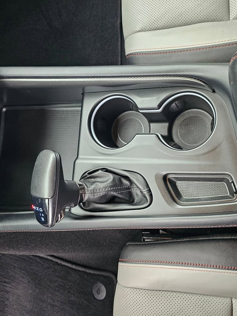 Used 2024 Dodge Durango GT image 23