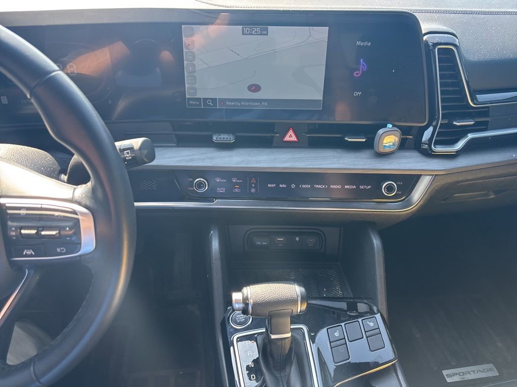 Certified 2024 Kia Sportage X-Line w/ X-Line Premium Package image 10