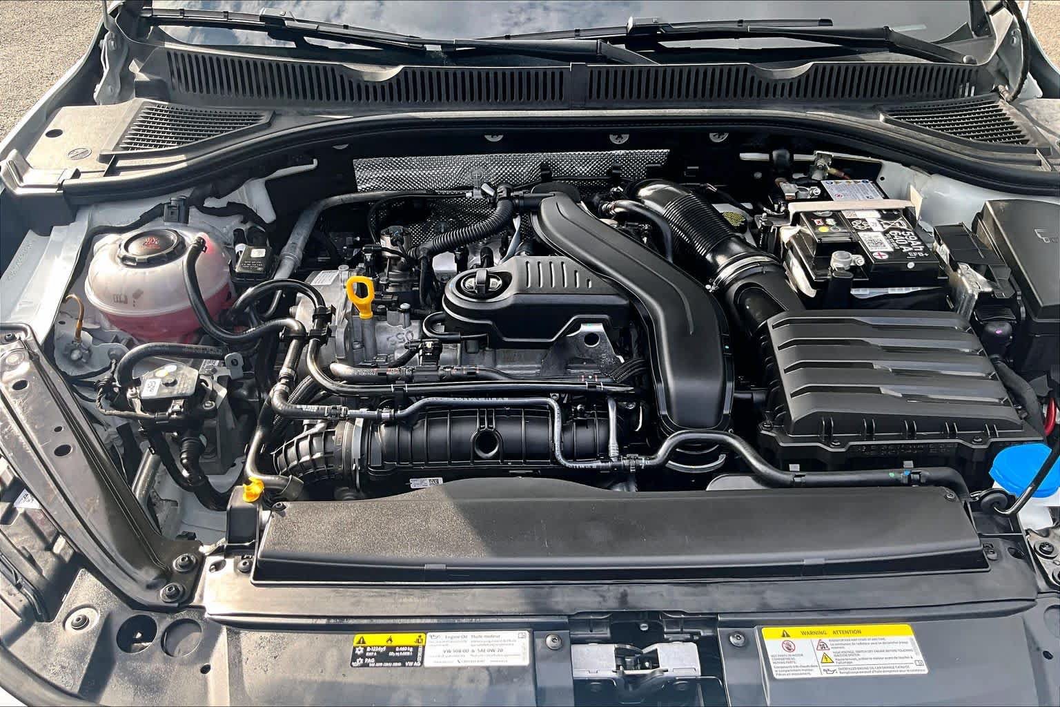 Used 2025 Volkswagen Jetta SE FWD image 29