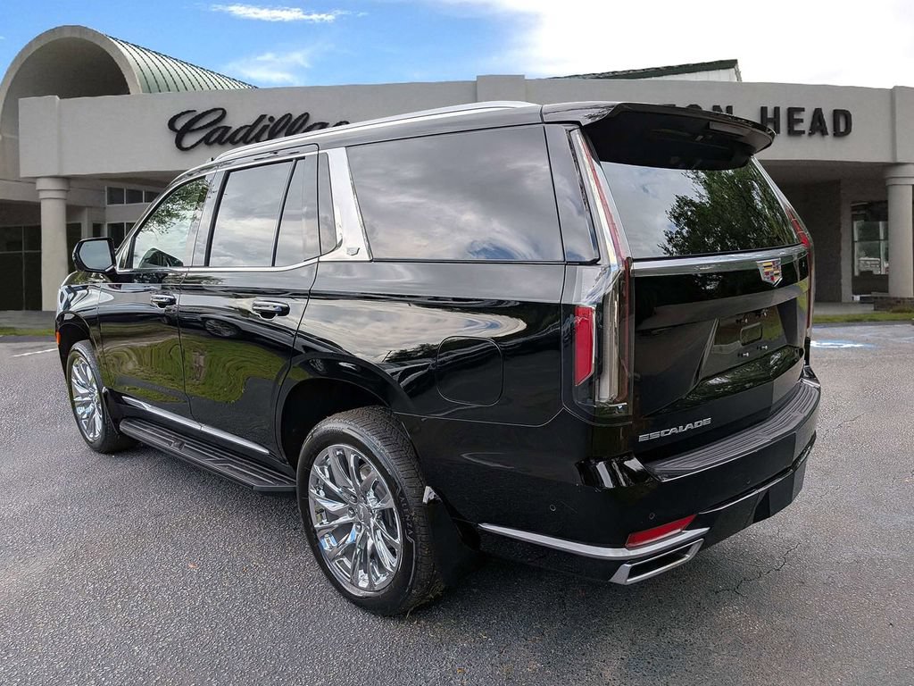 Certified 2021 Cadillac Escalade Premium Luxury w/ LPO, Illumination Package AWD/4WD image 4