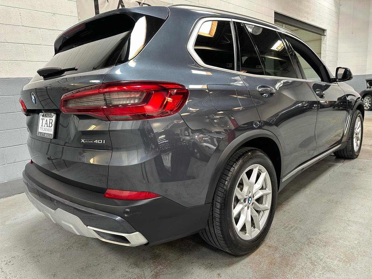 Used 2019 BMW X5 xDrive40i w/ Convenience Package image 3