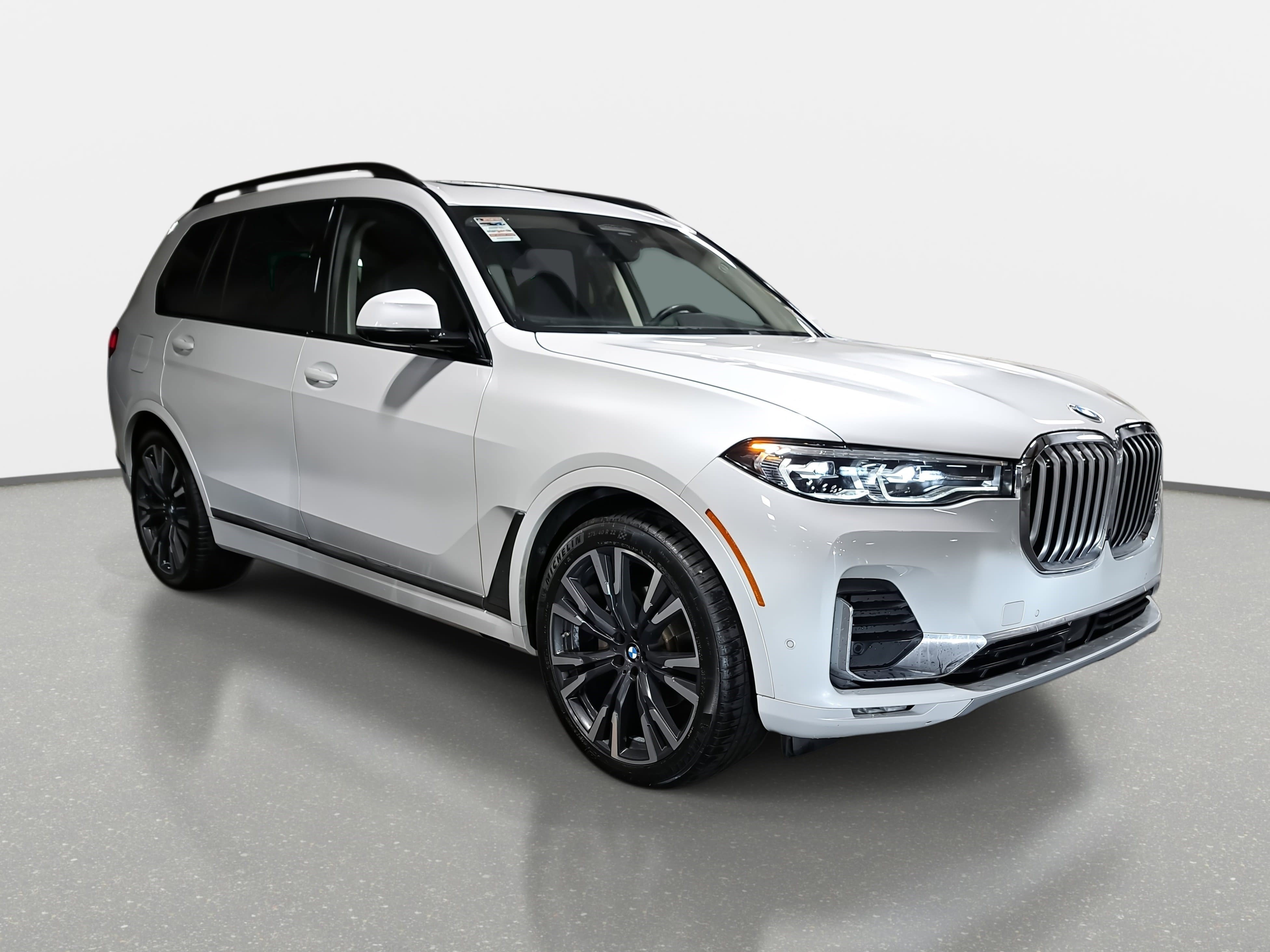 Used 2022 BMW X7 xDrive40i w/ Executive Package image 3