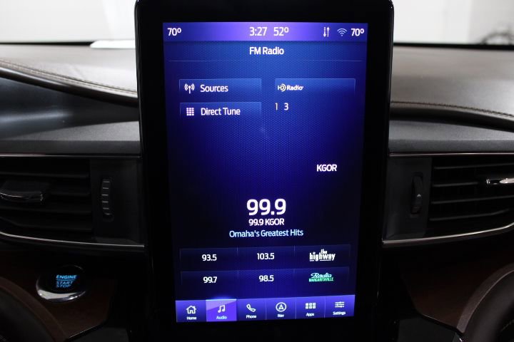 Used 2022 Ford Explorer King Ranch w/ Technology Package image 46