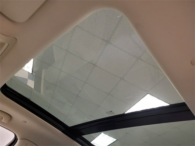 New 2026 Cadillac XT5 Premium Luxury w/ LPO, ONYX Package image 15