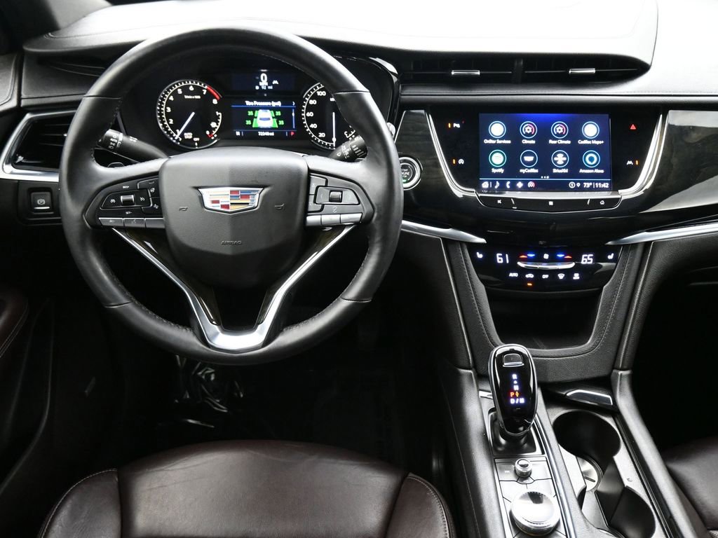 Used 2021 Cadillac XT6 Premium Luxury image 6