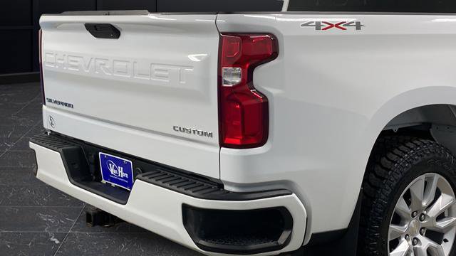 Used 2021 Chevrolet Silverado 1500 Custom image 35
