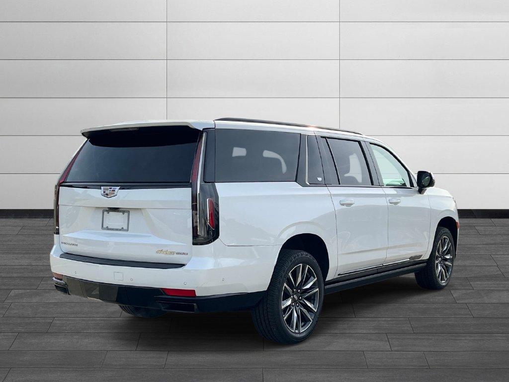 Used 2021 Cadillac Escalade ESV Sport Platinum AWD/4WD image 5