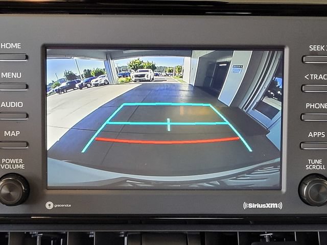 Used 2022 Toyota RAV4 XLE w/ Convenience Package FWD image 11