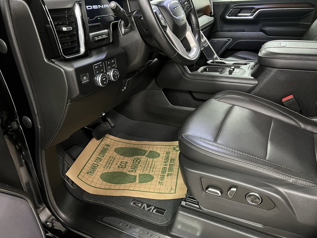 Used 2024 GMC Sierra 3500 Denali w/ Denali Reserve Package image 24