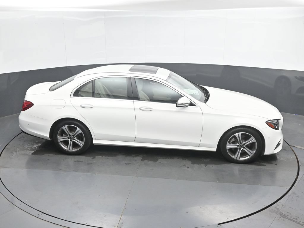Used 2018 Mercedes-Benz E 300 4MATIC image 33