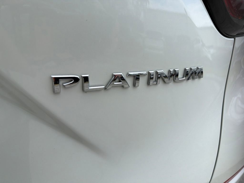 Used 2022 Nissan Murano Platinum w/ Cargo Package image 11