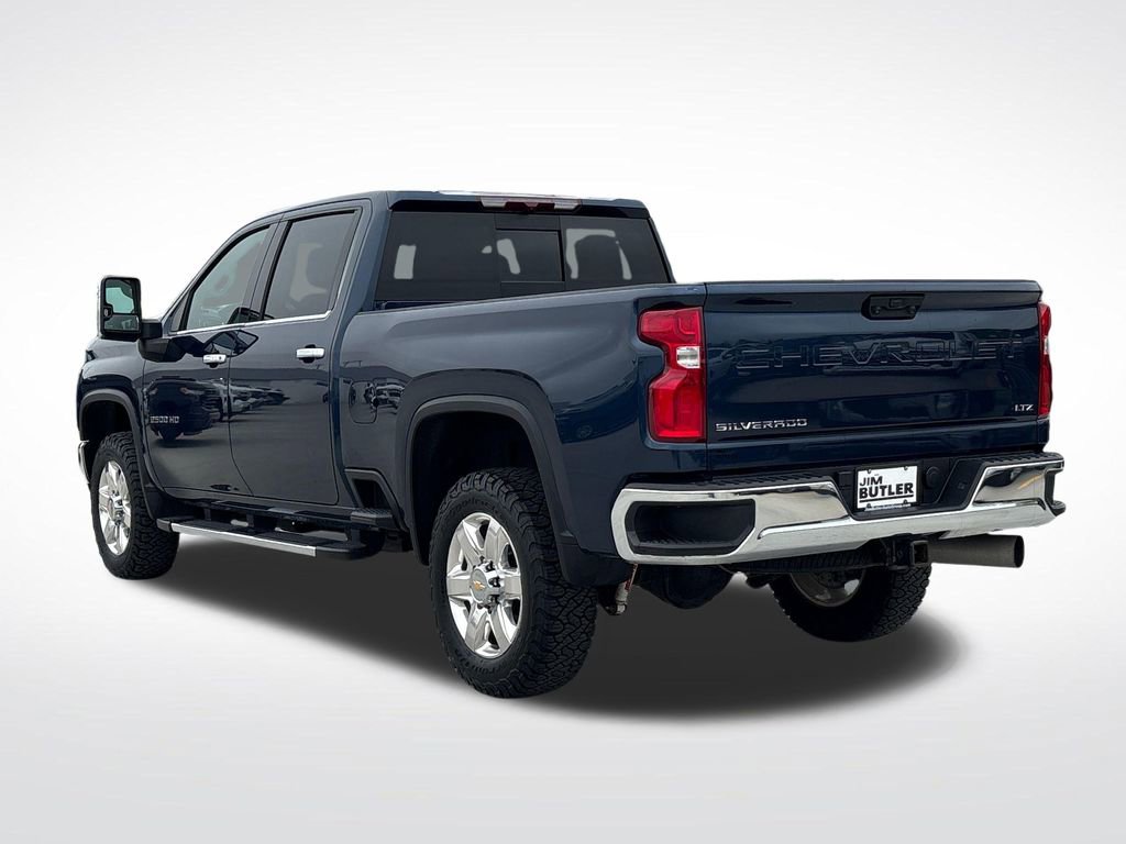 Used 2023 Chevrolet Silverado 2500 LTZ AWD/4WD image 4