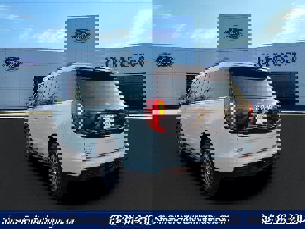 Used 2025 Ford Expedition Active image 15