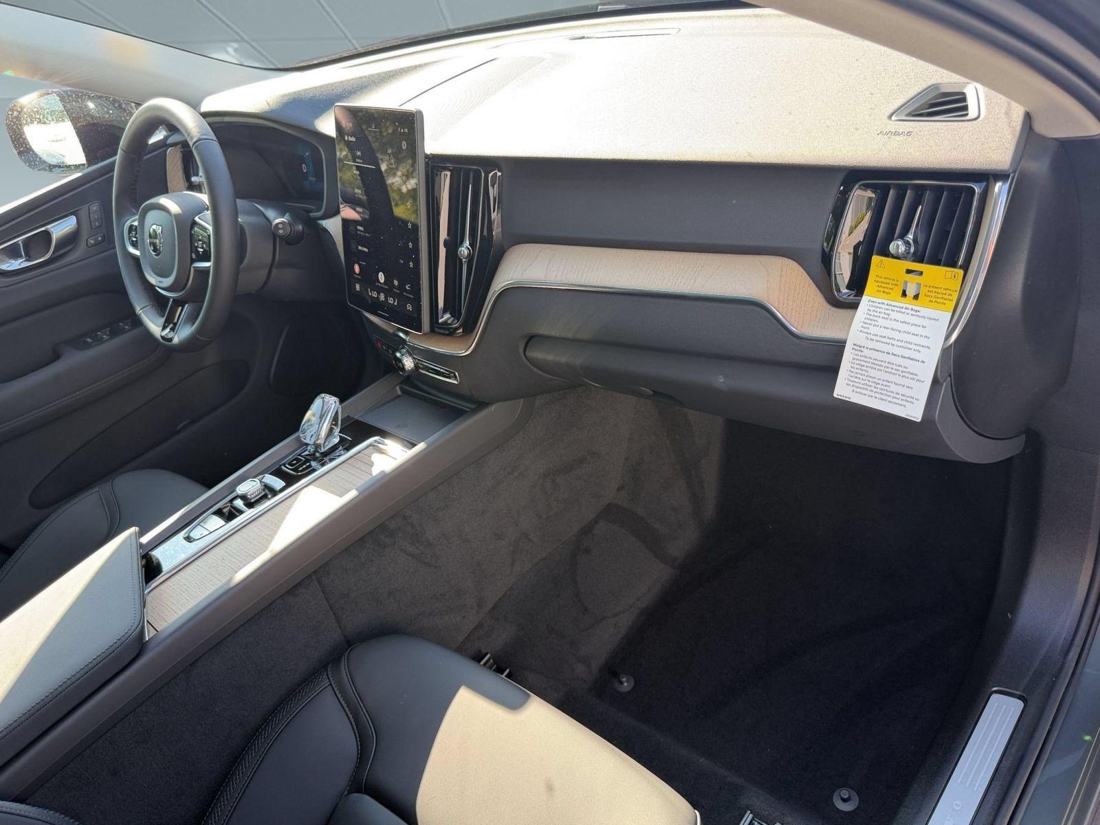 New 2026 Volvo XC60 B5 Core w/ Protection Package AWD/4WD image 31