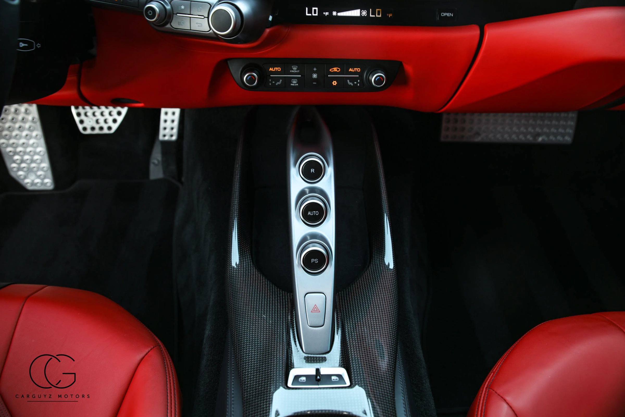 Used 2019 Ferrari 812 Superfast RWD image 34